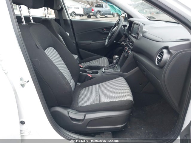 KM8K1CAAXMU745573 Hyundai Kona Se
