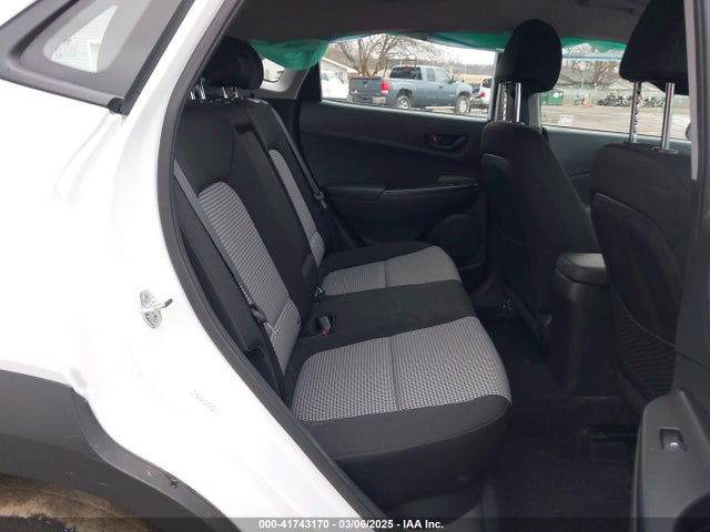 KM8K1CAAXMU745573 Hyundai Kona Se