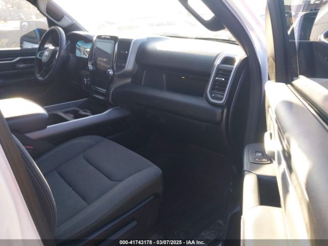 1C6RREBG3MN712541 RAM 1500 Big Horn  4x2 6'4 Box