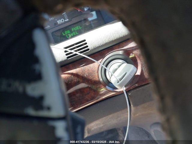 2001 LINCOLN LS 1LNHM87A61Y649658 Photo 10