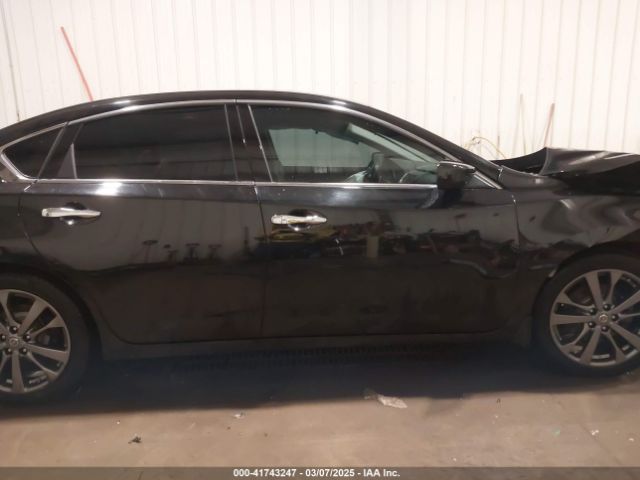 1N4AL3AP5JC251529 Nissan Altima 2.5 Sr