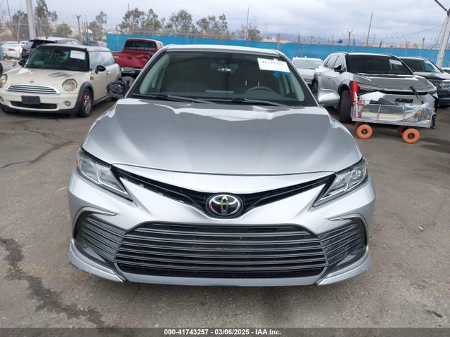 4T1C11AK5MU464010 Toyota CAMRY LE