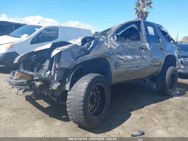 2012 CHEVROLET TAHOE 1GNSKBE09CR100385 Photo 1