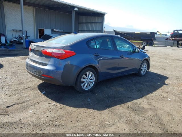 KNAFX4A65G5560171 KIA FORTE LX