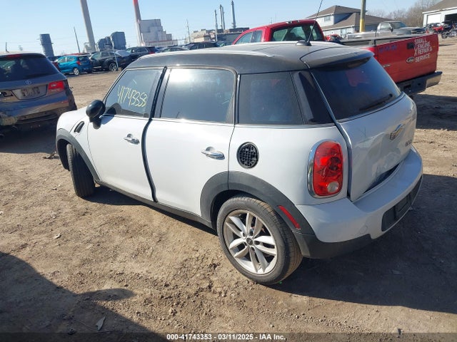 2012 MINI COOPER COUNTRYMAN WMWZB3C51CWM03056 Photo 2