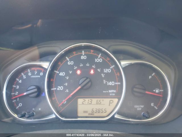 VNKKTUD32FA016609 Toyota Yaris Se