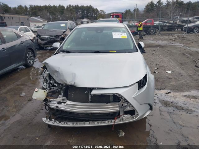 5YFEPMAE5MP256309 Toyota COROLLA LE