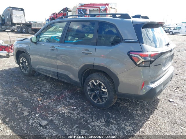 Subaru Forester Premium 2025 JF2SLDBC3SH474223 Image 3