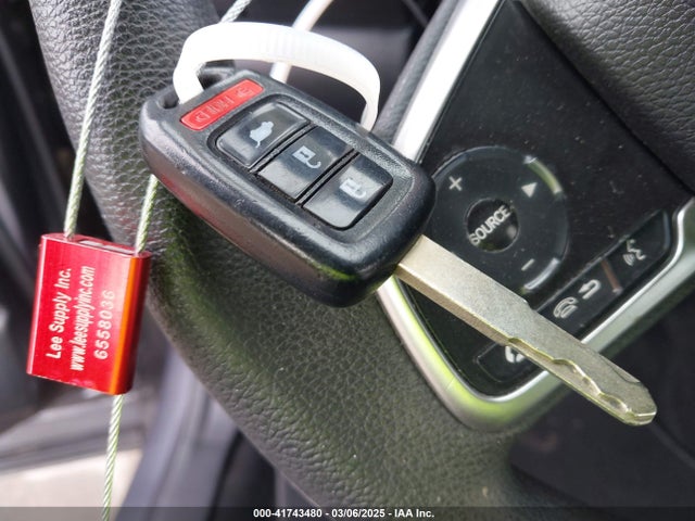 2HKRW5H37JH400966 Honda CR-V LX