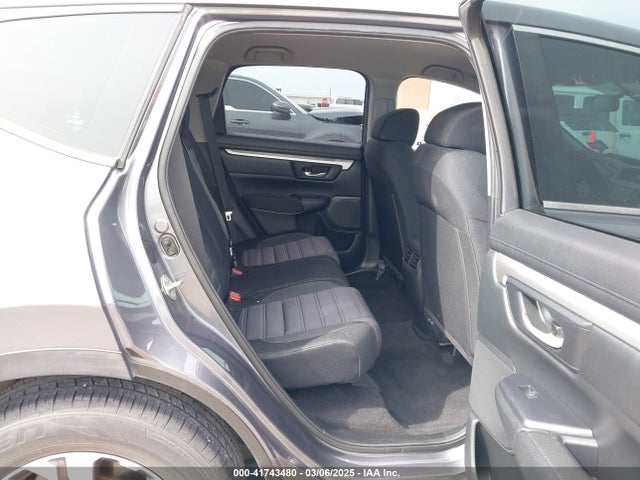 2HKRW5H37JH400966 Honda CR-V LX