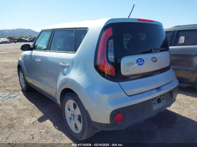 KNDJN2A26H7502421 KIA Soul