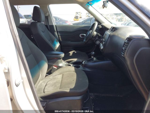 KNDJN2A26H7502421 KIA Soul