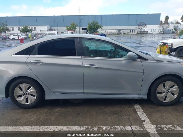 5NPEB4AC0EH826681 Hyundai SONATA GLS