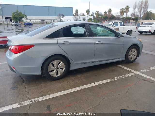 5NPEB4AC0EH826681 Hyundai SONATA GLS