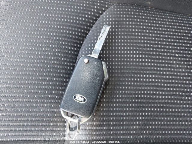 3KPF24AD6ME324595 KIA Forte Lxs