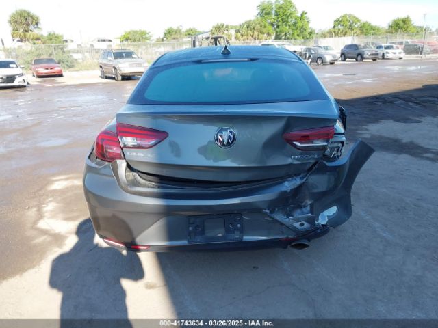 W04GL6SX1J1144519 Buick Regal Sportback Preferred