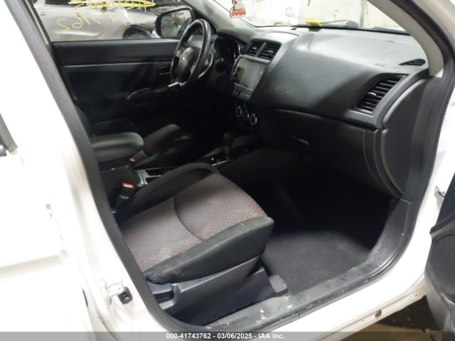 2019 MITSUBISHI OUTLANDER SPORT JA4AR3AU1KU002794 Photo 4