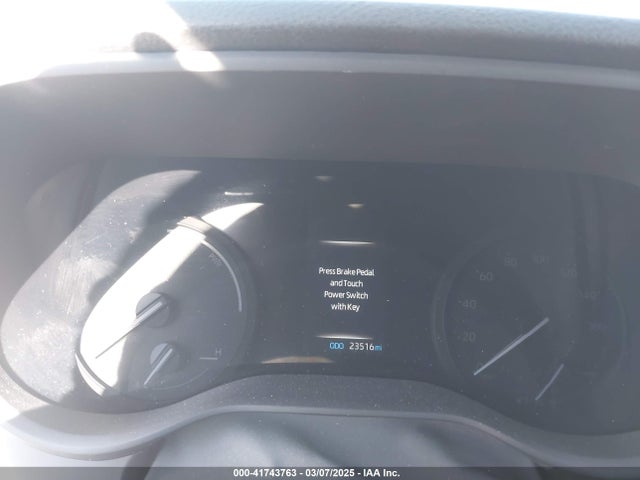 5TDJSKFC6PS099555 Toyota SIENNA XLE