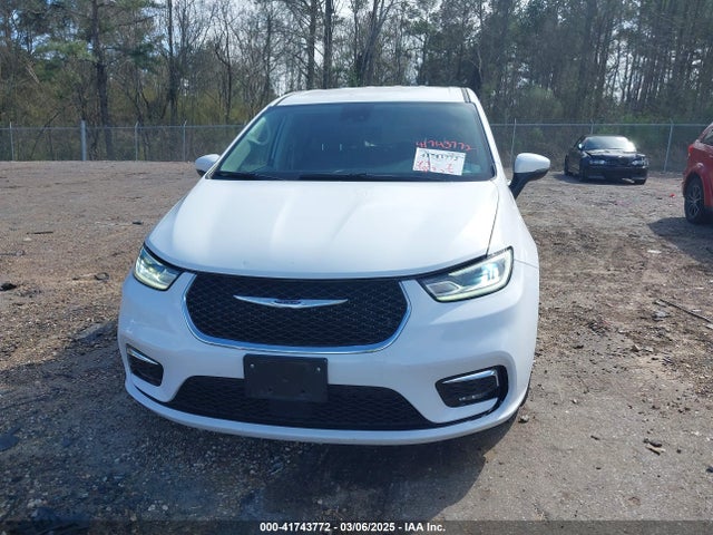 2C4RC1BG1PR557529 Chrysler Pacifica Touring L