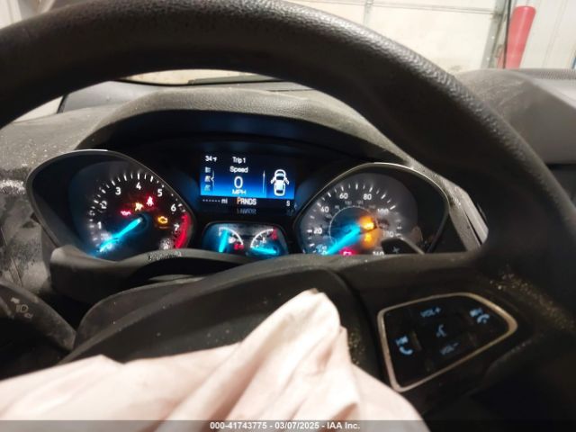 1FMCU9GD6HUC79257 Ford ESCAPE SE