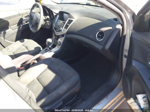 Chevrolet Cruze 1lt Auto 2015 1G1PC5SB3F7274674 Image 5