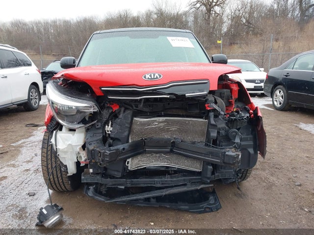 KNDJP3A53J7539782 KIA SOUL +