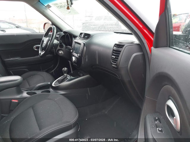 KNDJP3A53J7539782 KIA SOUL +
