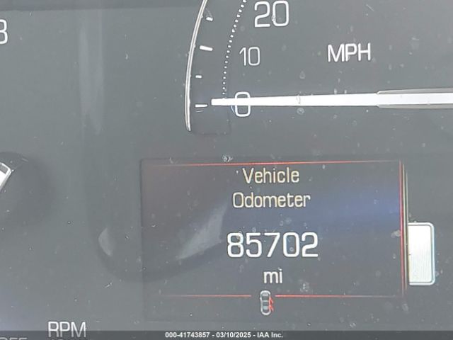 1GYKNDRS0HZ238373 Cadillac XT5 LUXURY