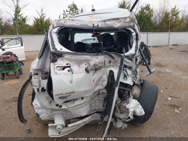 2022 MITSUBISHI OUTLANDER JA4J3UA81NZ027230 Photo 5