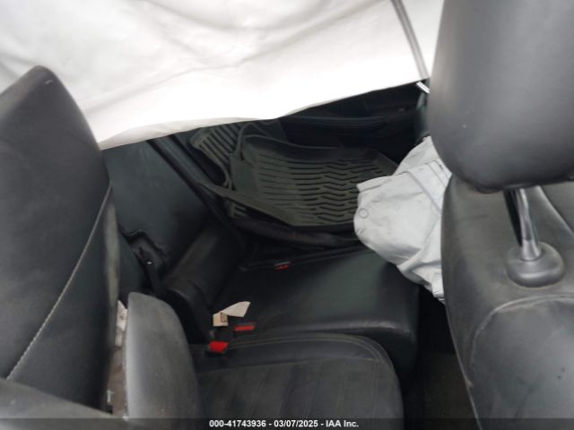 2022 MITSUBISHI OUTLANDER JA4J3UA81NZ027230 Photo 7