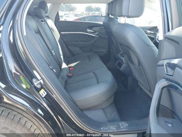 WA14AAGE5RB046859 Audi Q8 E-tron Premium Quattro