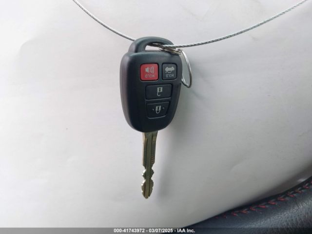 4T1BF1FK9HU376010 Toyota CAMRY SE