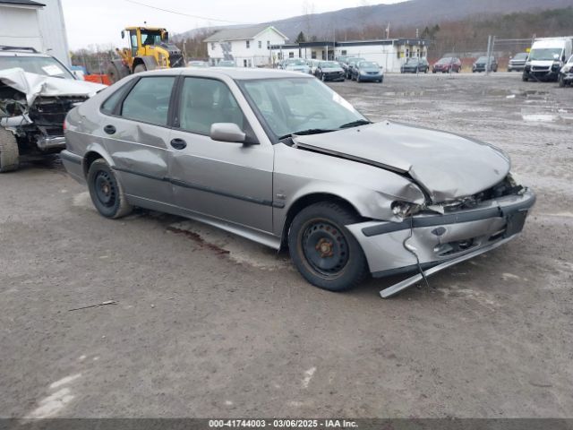 2002 SAAB 9-3 YS3DF58K422002174 Photo 0