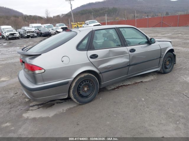 2002 SAAB 9-3 YS3DF58K422002174 Photo 3