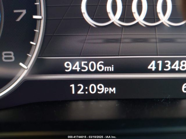 WAUTNAF54KA026957 Audi A5 45 Premium