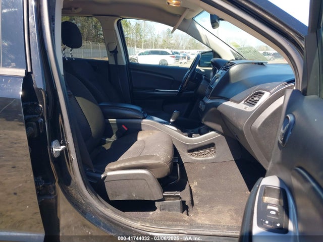 Dodge JOURNEY SE 2019 3C4PDCBB5KT869976 Image 5