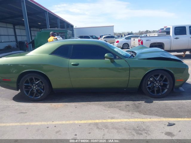 2C3CDZJG3NH122473 Dodge Challenger Gt