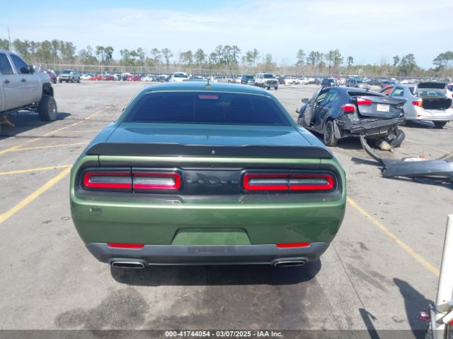 2C3CDZJG3NH122473 Dodge Challenger Gt