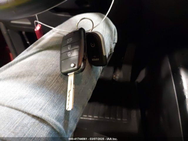 5XYPGDA39GG162823 KIA Sorento 2.4l Lx