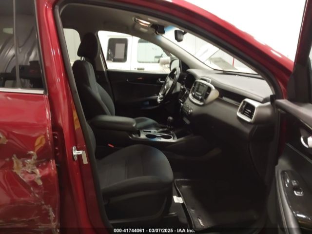 5XYPGDA39GG162823 KIA Sorento 2.4l Lx