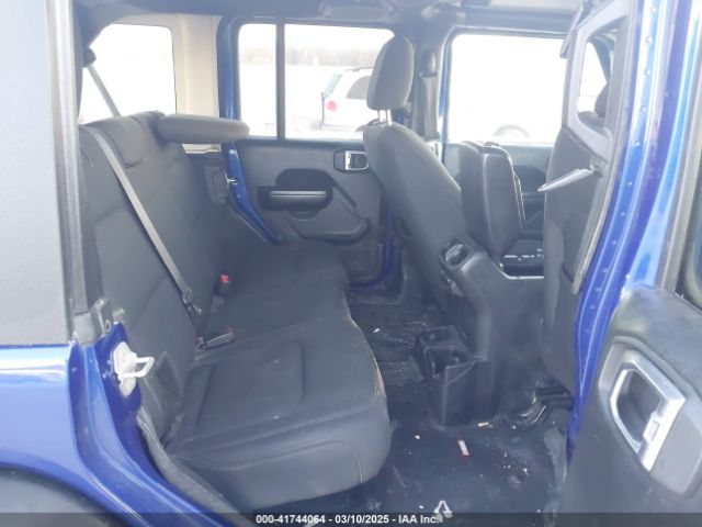 1C4HJXDN2JW282882 Jeep Wrangler Unlimited Sport S 4x4