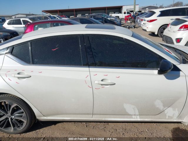 1N4BL4CW3PN303896 Nissan Altima Sr Intelligent Awd