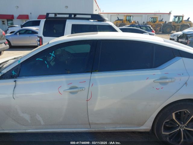 1N4BL4CW3PN303896 Nissan Altima Sr Intelligent Awd