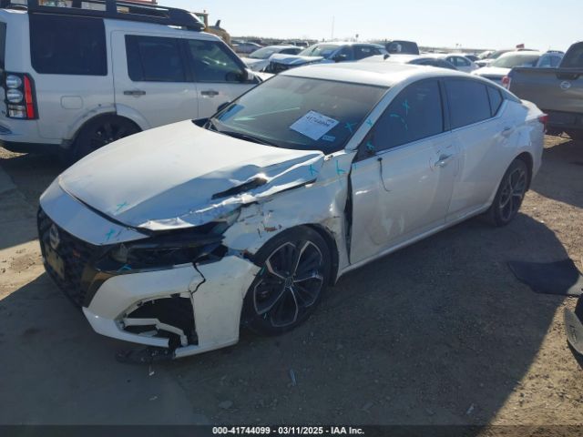 1N4BL4CW3PN303896 Nissan Altima Sr Intelligent Awd
