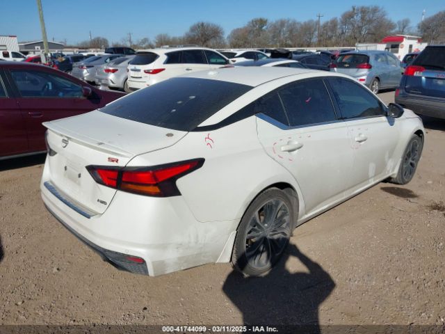 1N4BL4CW3PN303896 Nissan Altima Sr Intelligent Awd