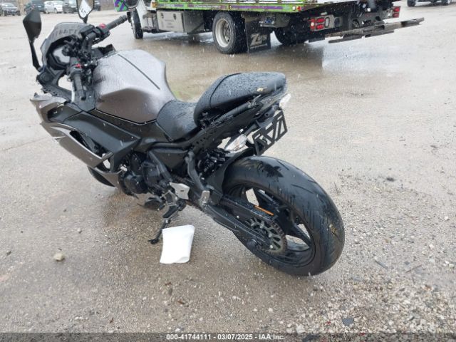 2021 KAWASAKI EX650 ML5EXEM15MDA30138 Photo 3