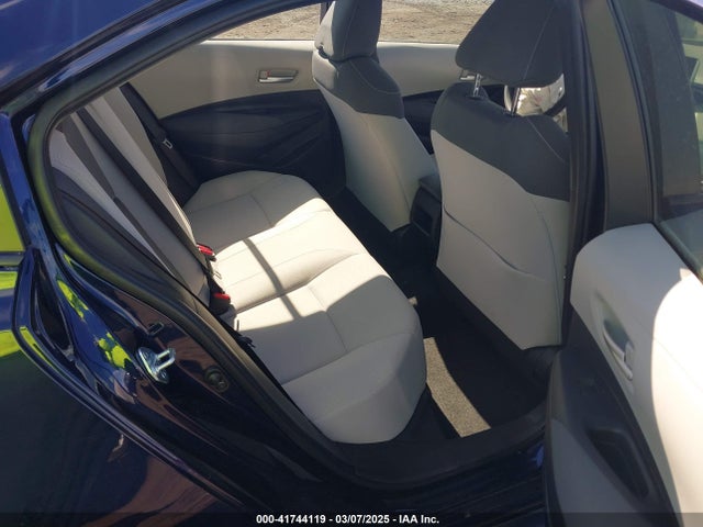 JTDEPMAE7MJ150092 Toyota COROLLA LE