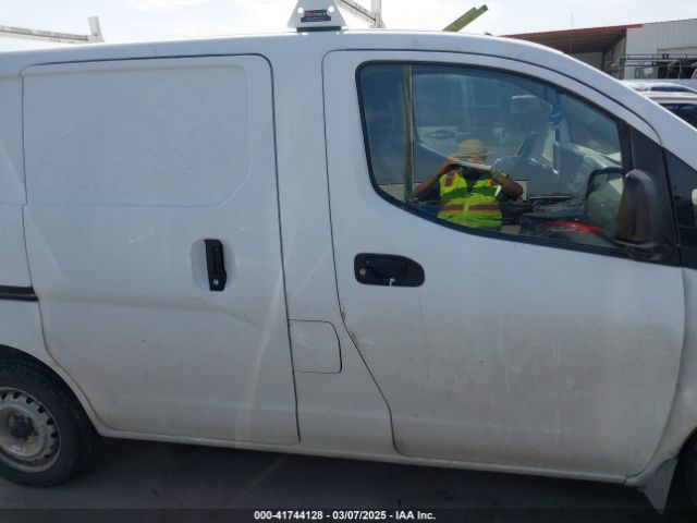3N6CM0KN3HK710909 Nissan Nv200 S
