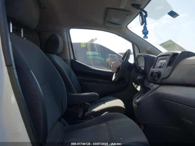 3N6CM0KN3HK710909 Nissan Nv200 S