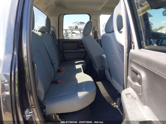 2018 RAM 1500 1C6RR6FTXJS182966 Photo 7